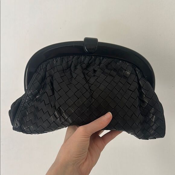 Vintage Bottega Veneta Black Woven Lucite Handle Cute Bag - Picture 1 of 10